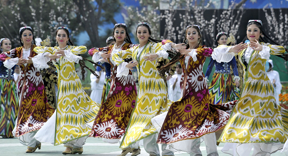 узбекских национальных танцев